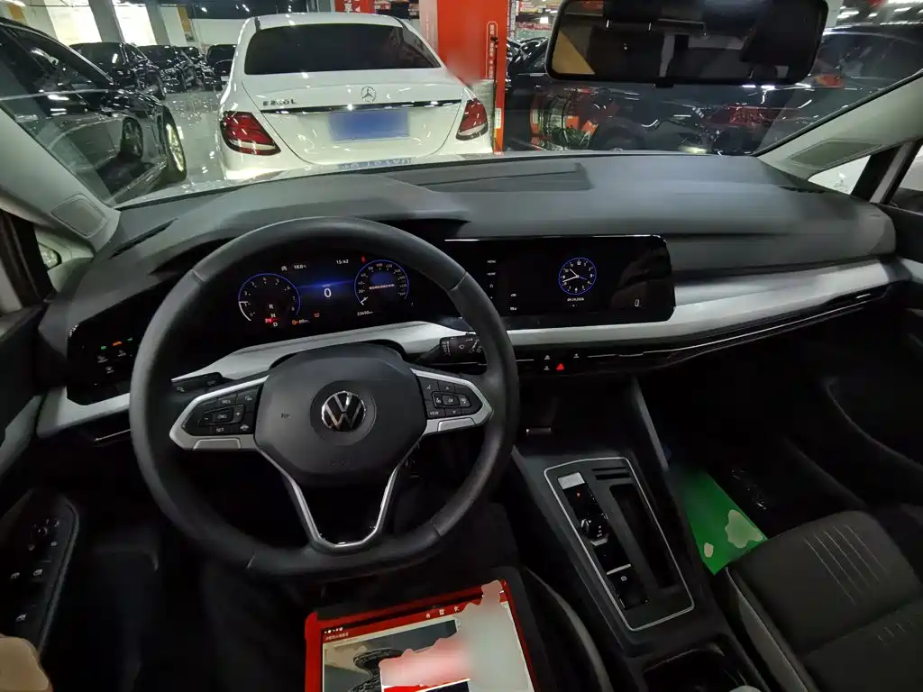 Volkswagen Golf — миниатюра 10