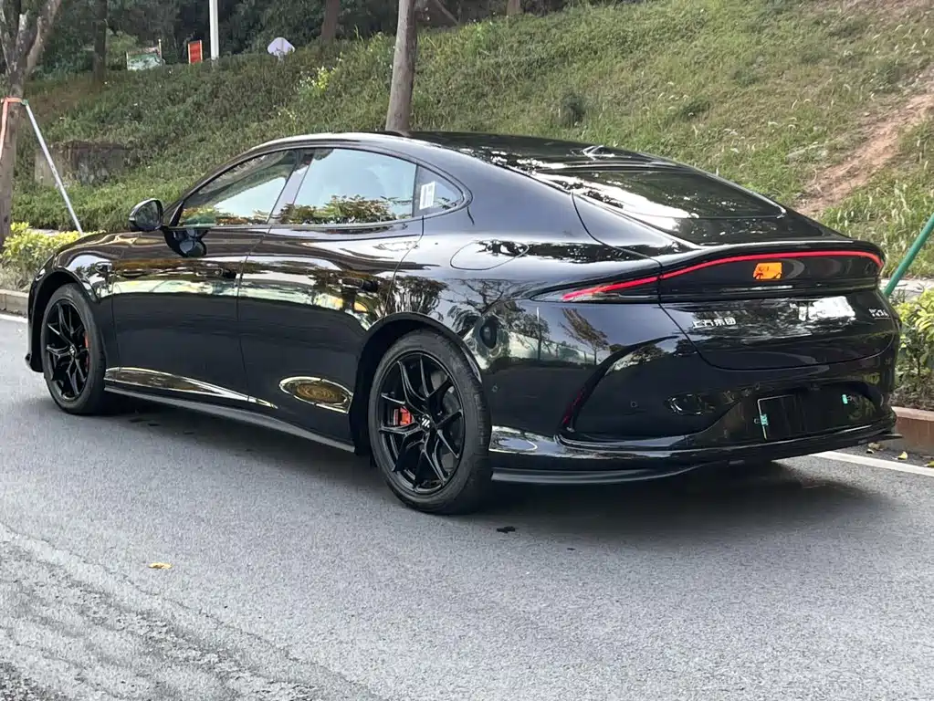 ZHIJI AUTOMOBILE ZHIJI L6