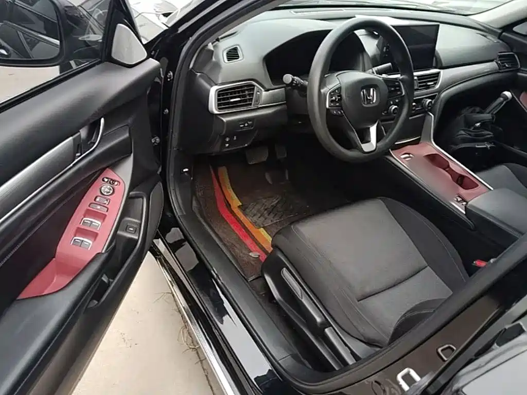 Honda Accord — миниатюра 16