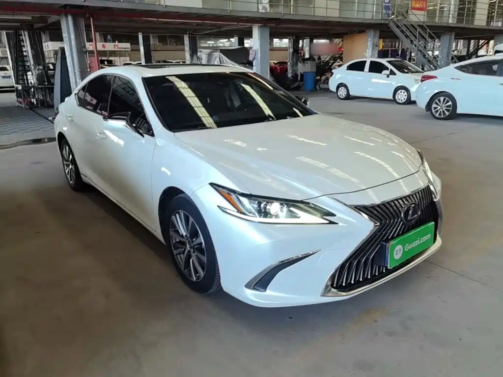Lexus ES — миниатюра 4