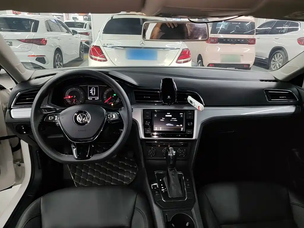Volkswagen Lamando — миниатюра 10
