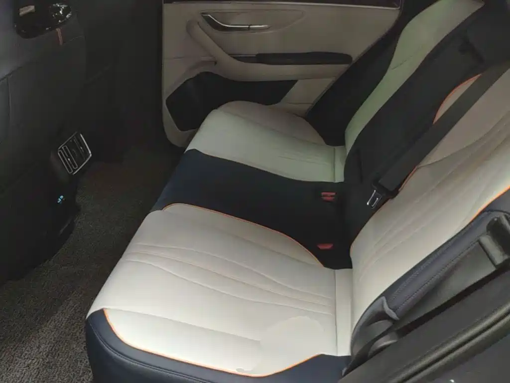 BYD PLUS New Energy — миниатюра 17