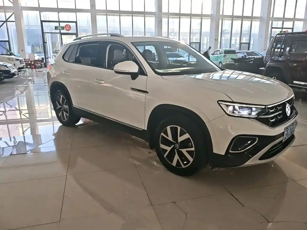 Volkswagen Tayron — миниатюра 2