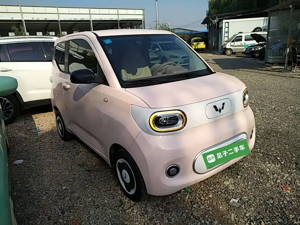Wuling MINIEV — миниатюра 4