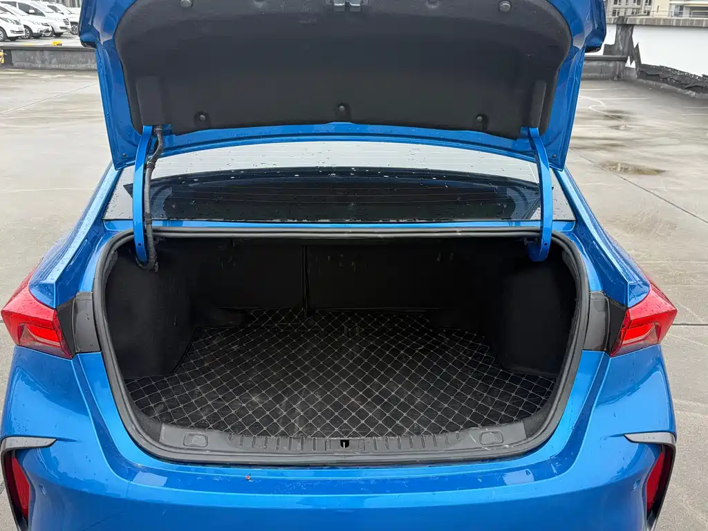 Buick Verano — миниатюра 14
