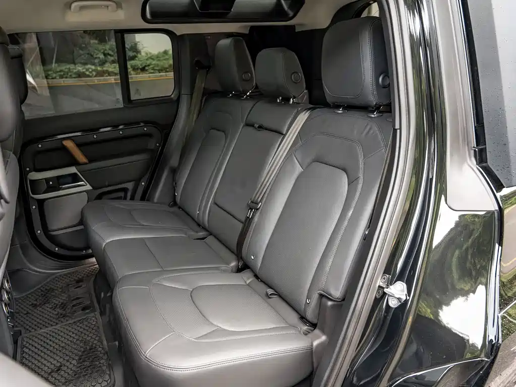 Land Rover Land Rover Defender 2023 110 3.0T P400