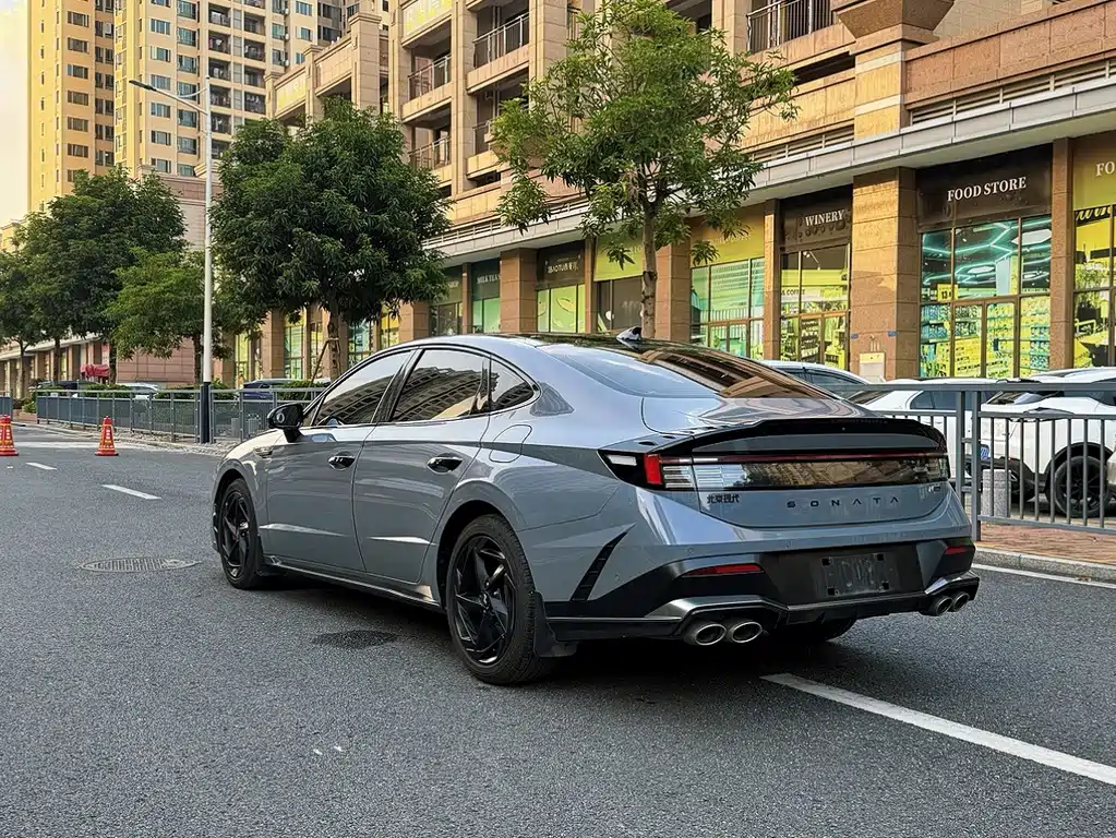 Hyundai Sonata — миниатюра 7