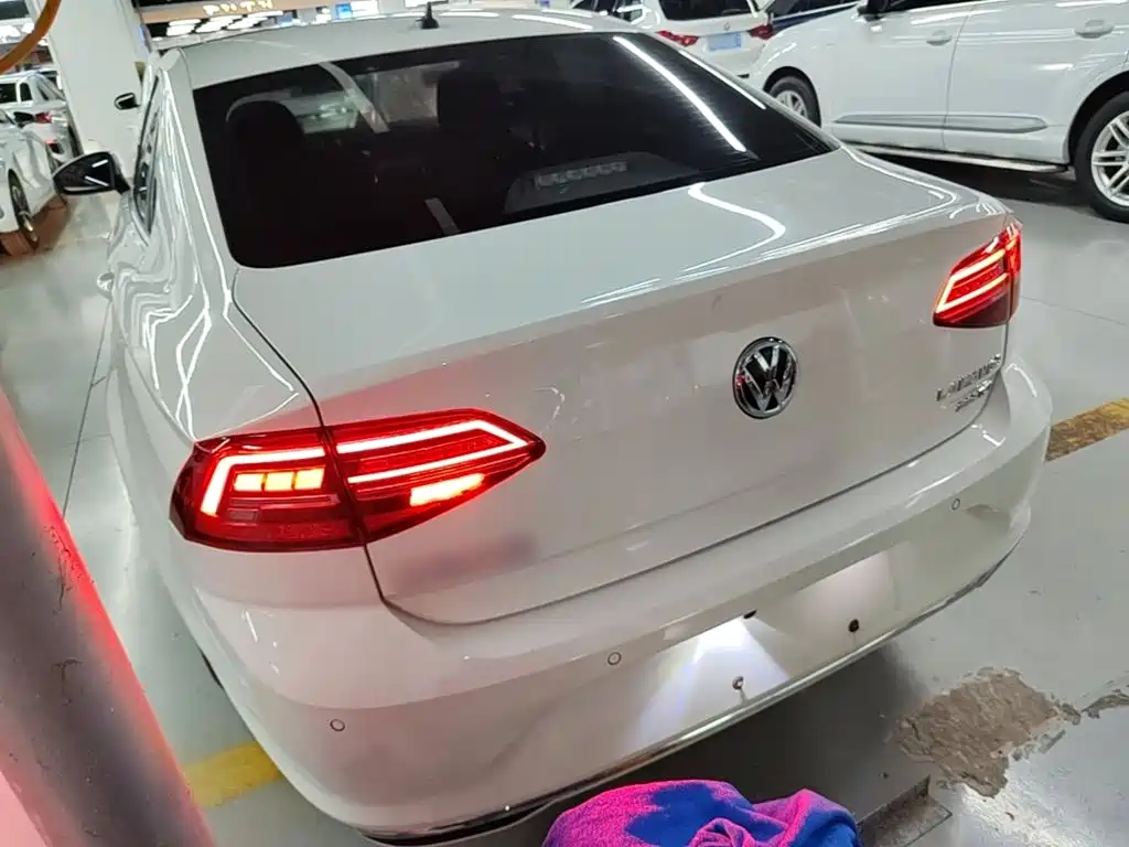Volkswagen Lamando — миниатюра 5