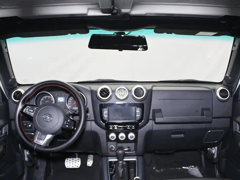 BAIC BJ40 2016 40L 2.3T AT Premium
