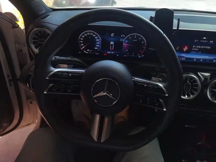 Mercedes-Benz A-Class — миниатюра 15