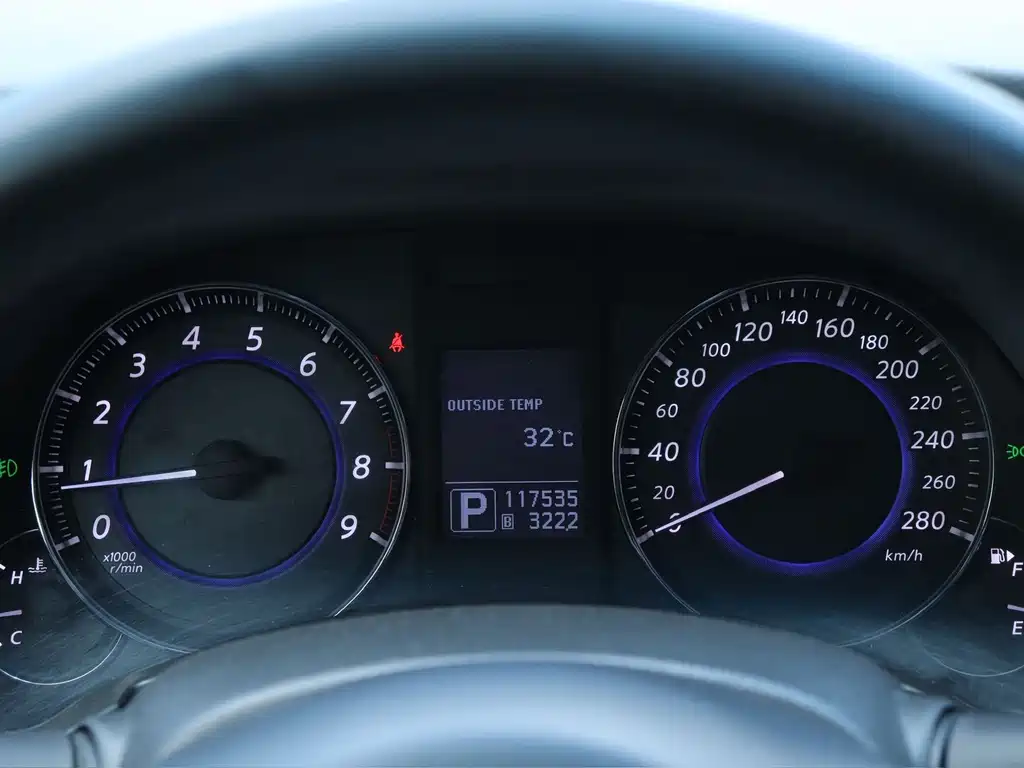 Infiniti QX70 — миниатюра 17