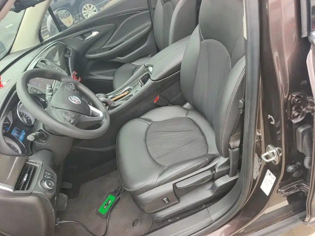 Buick Envision Plus — миниатюра 15