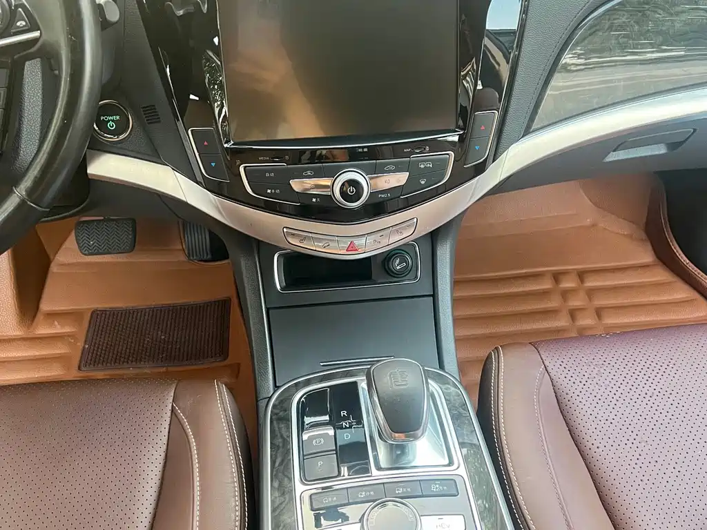 BYD Tang New Energy — миниатюра 20