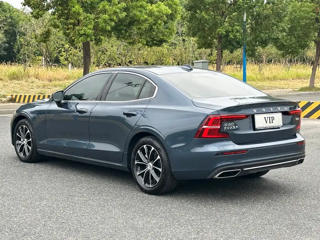 Volvo S60 — миниатюра 7