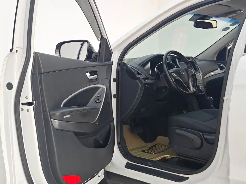 Hyundai Santa Fe — миниатюра 24