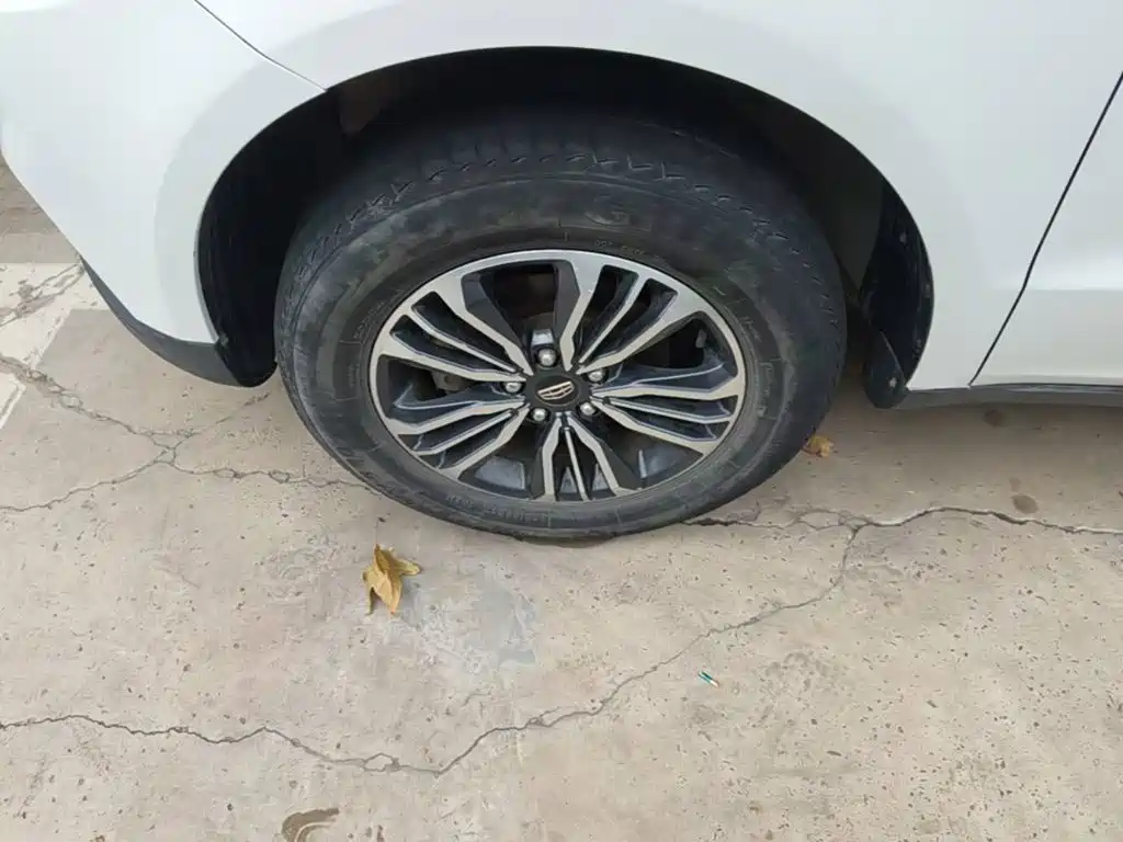 Geely Vision X6 — миниатюра 23
