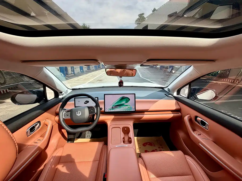 Leapmotor Leapmotor C10 — миниатюра 7