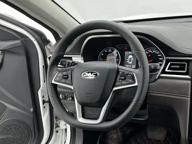 JAC A5 — миниатюра 12