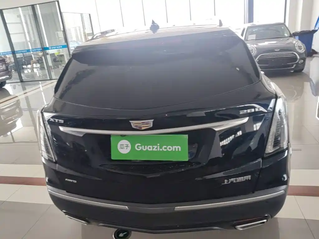 Cadillac XT5 — миниатюра 6