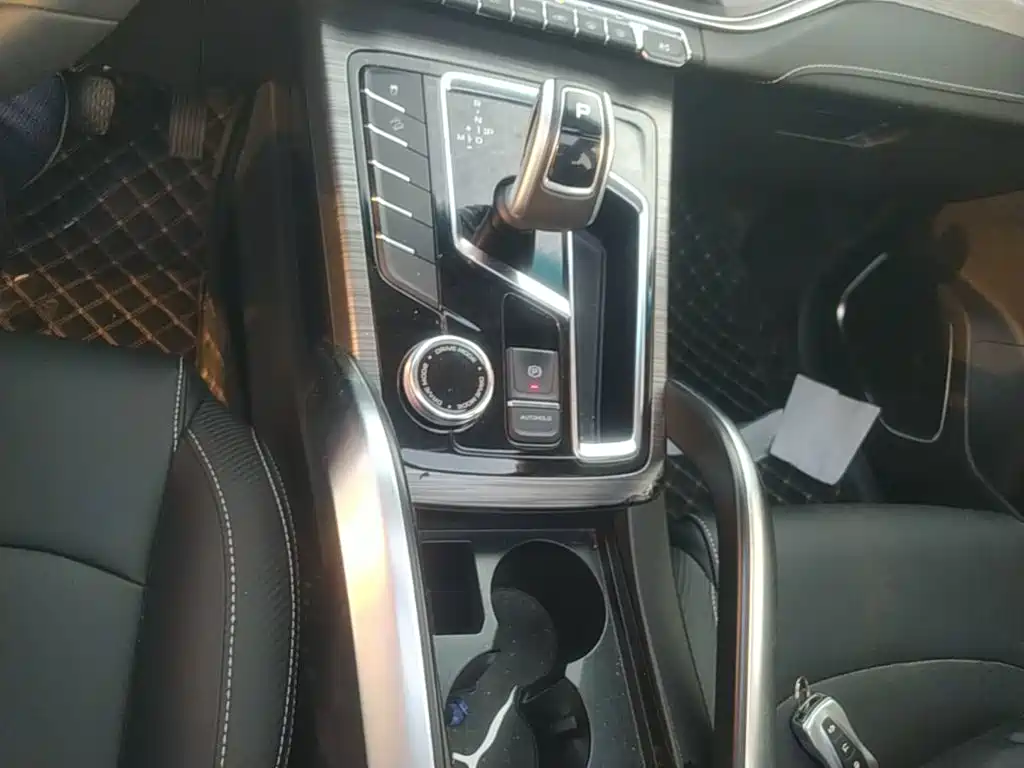 Geely Boyue — миниатюра 14
