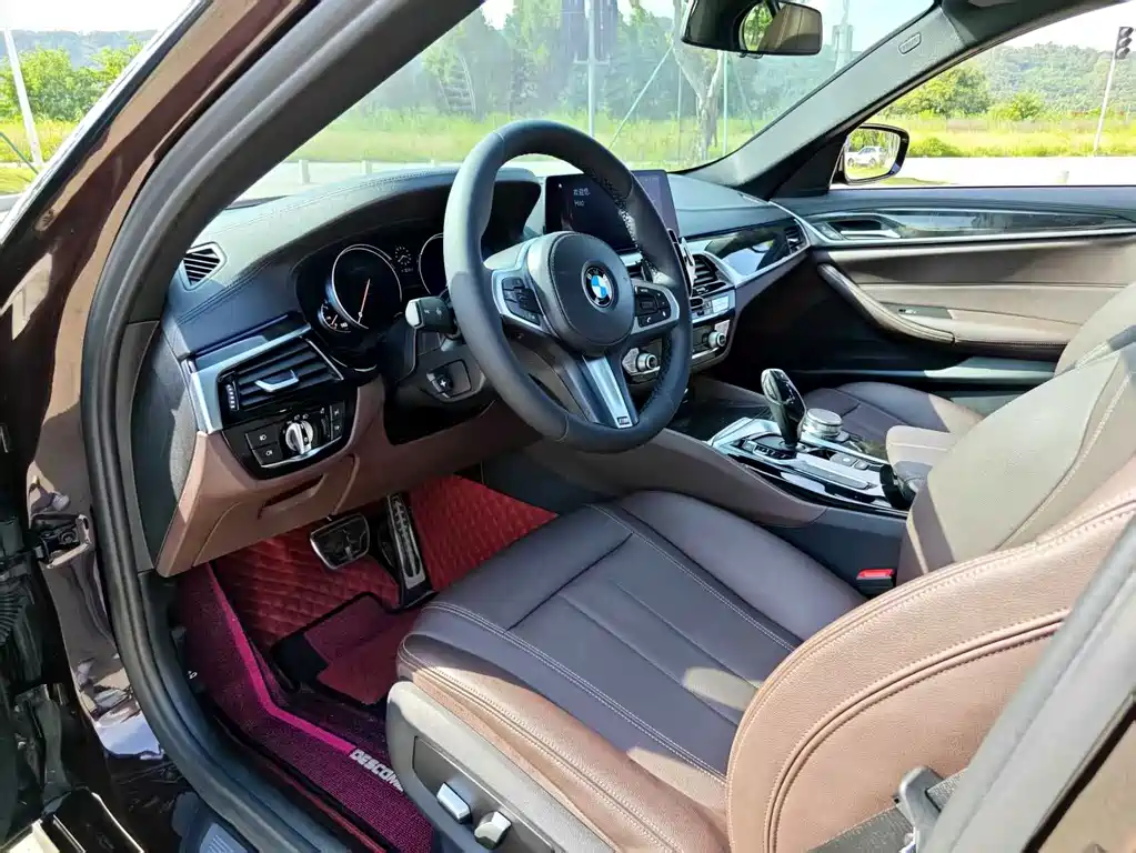 BMW 5 Series — миниатюра 5
