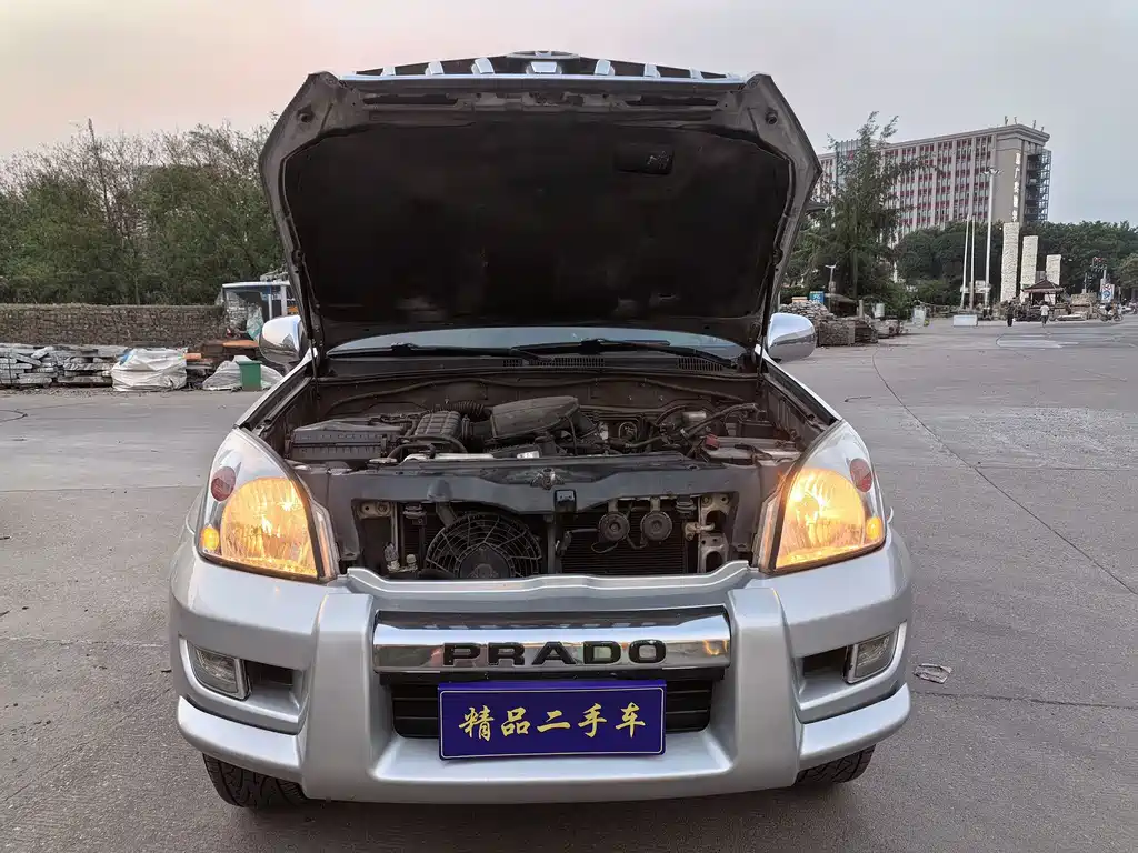Toyota Prado (Import) — миниатюра 30