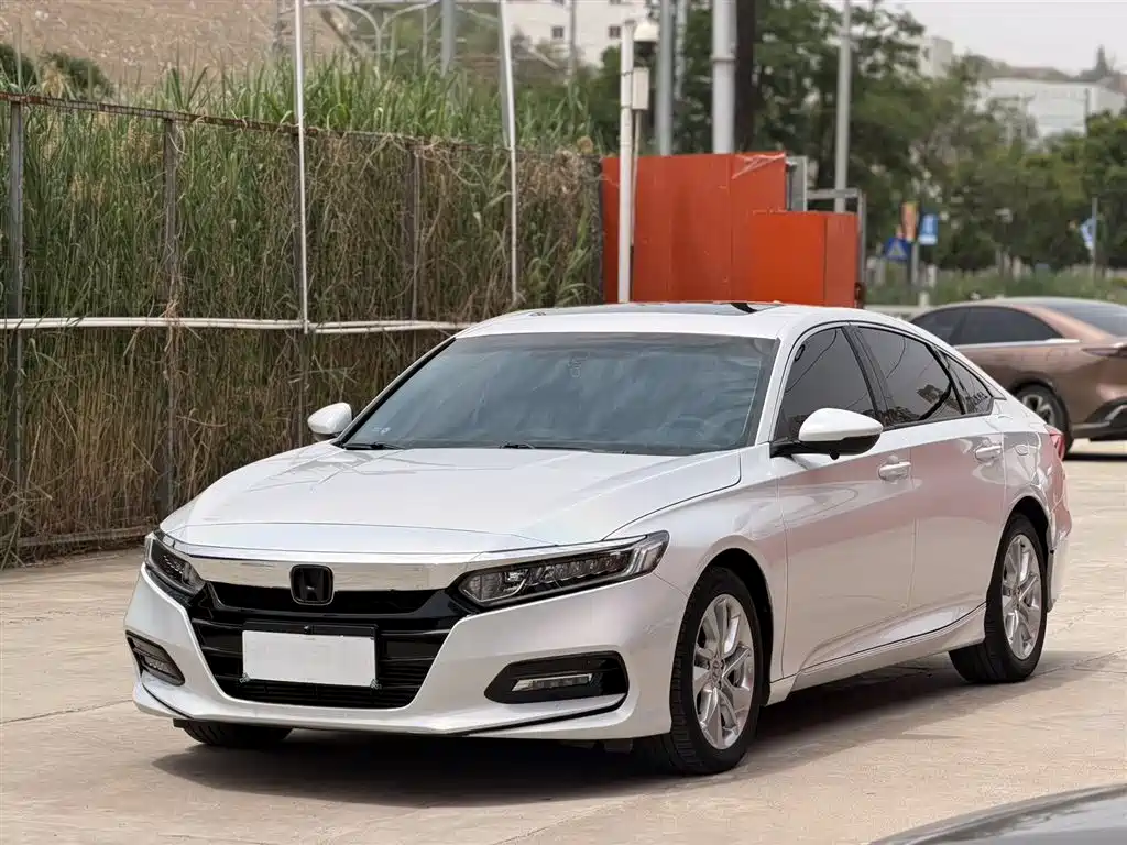 Купить Honda Accord