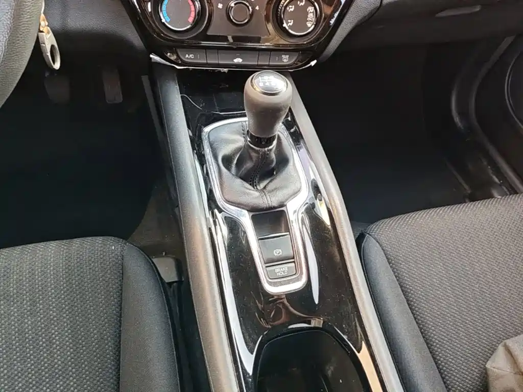 Honda Vezel — миниатюра 14