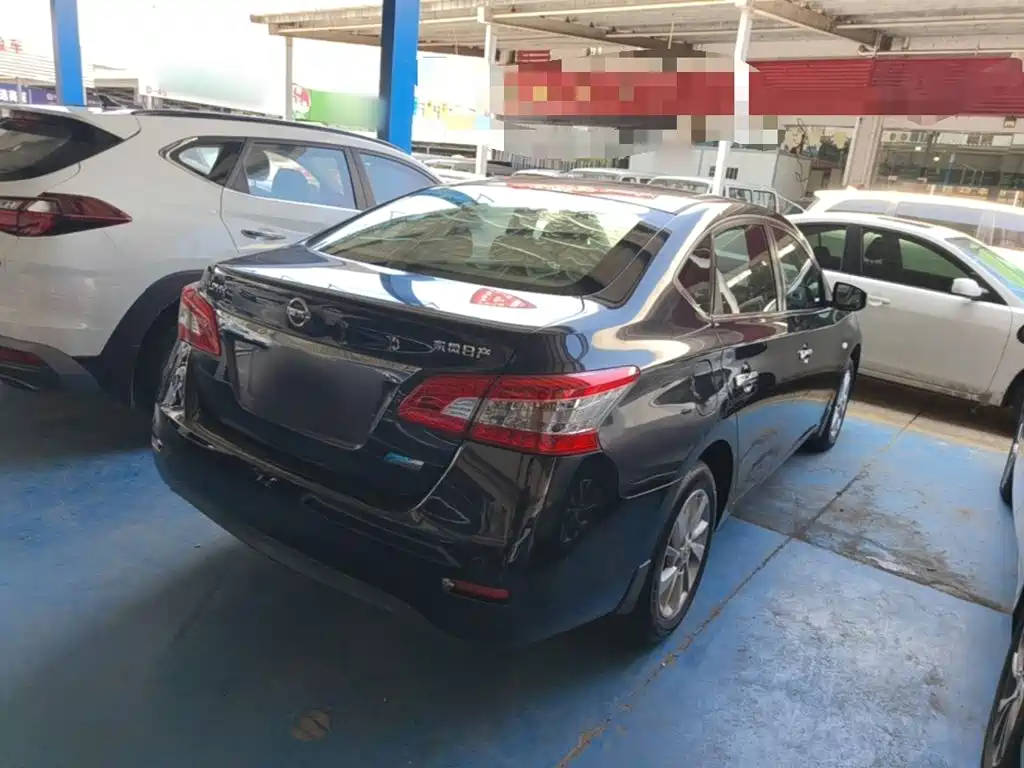 Nissan Sylphy 2014 1.6XV CVT Premium