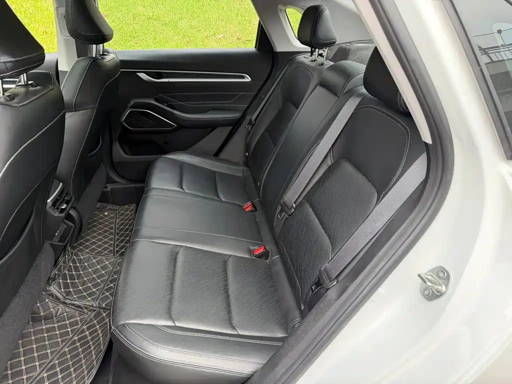 Geely Emgrand — миниатюра 12