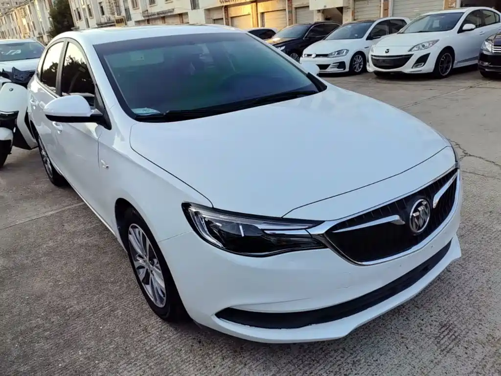 Buick Excelle — миниатюра 4