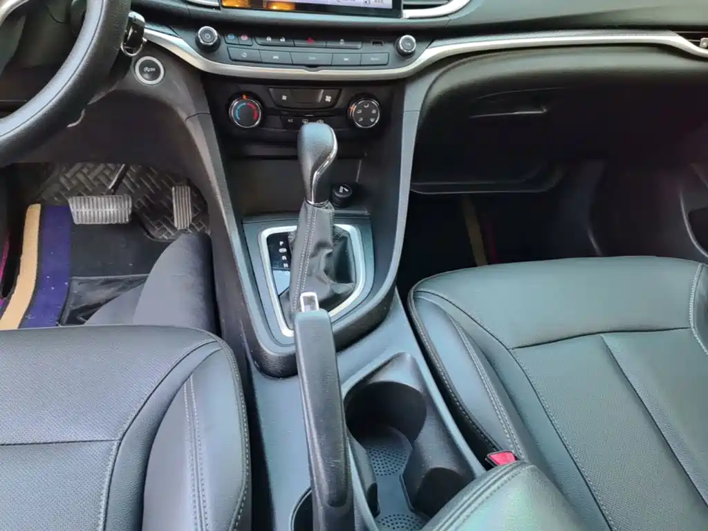 Buick Excelle — миниатюра 14