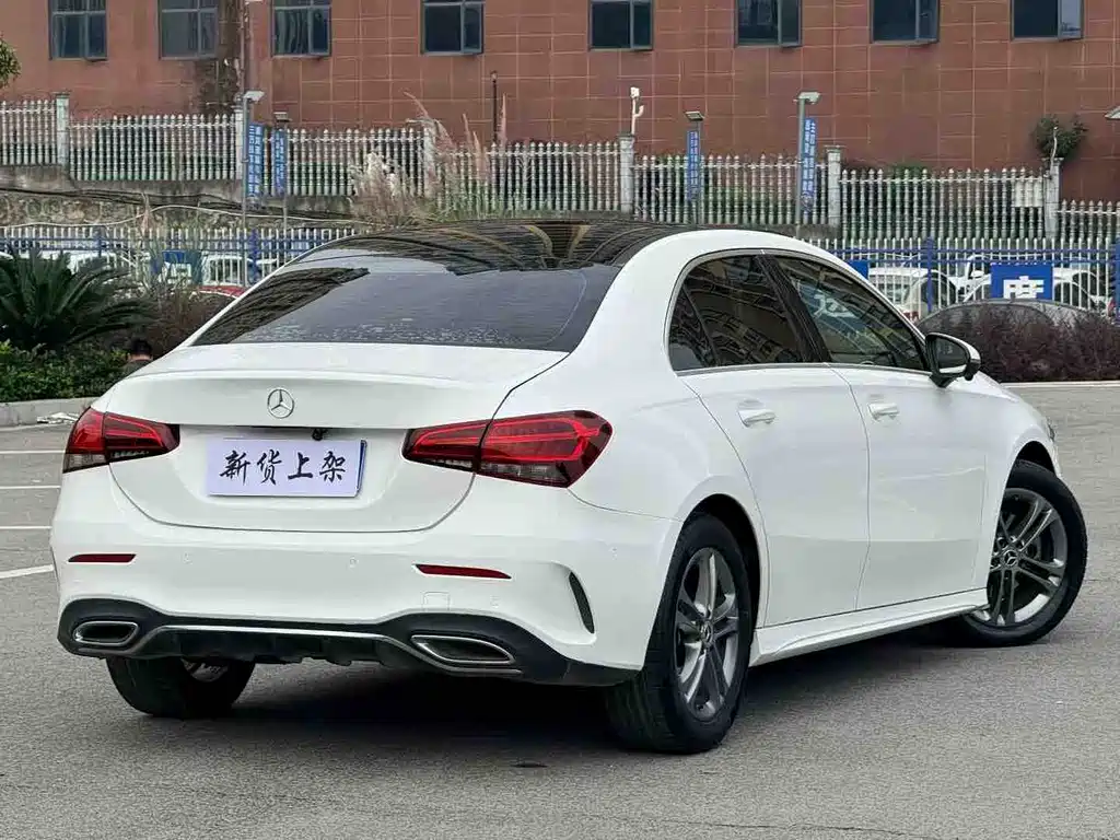 MERCEDES-BENZ A CLASS