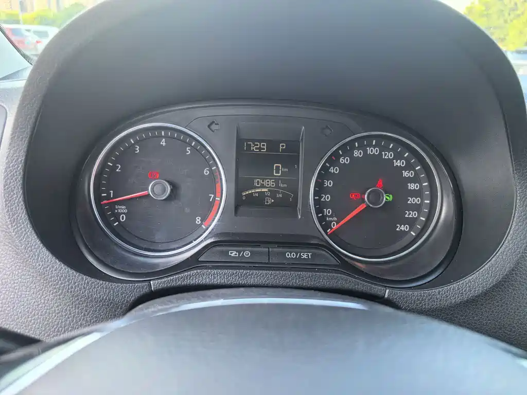 Volkswagen Polo — миниатюра 13
