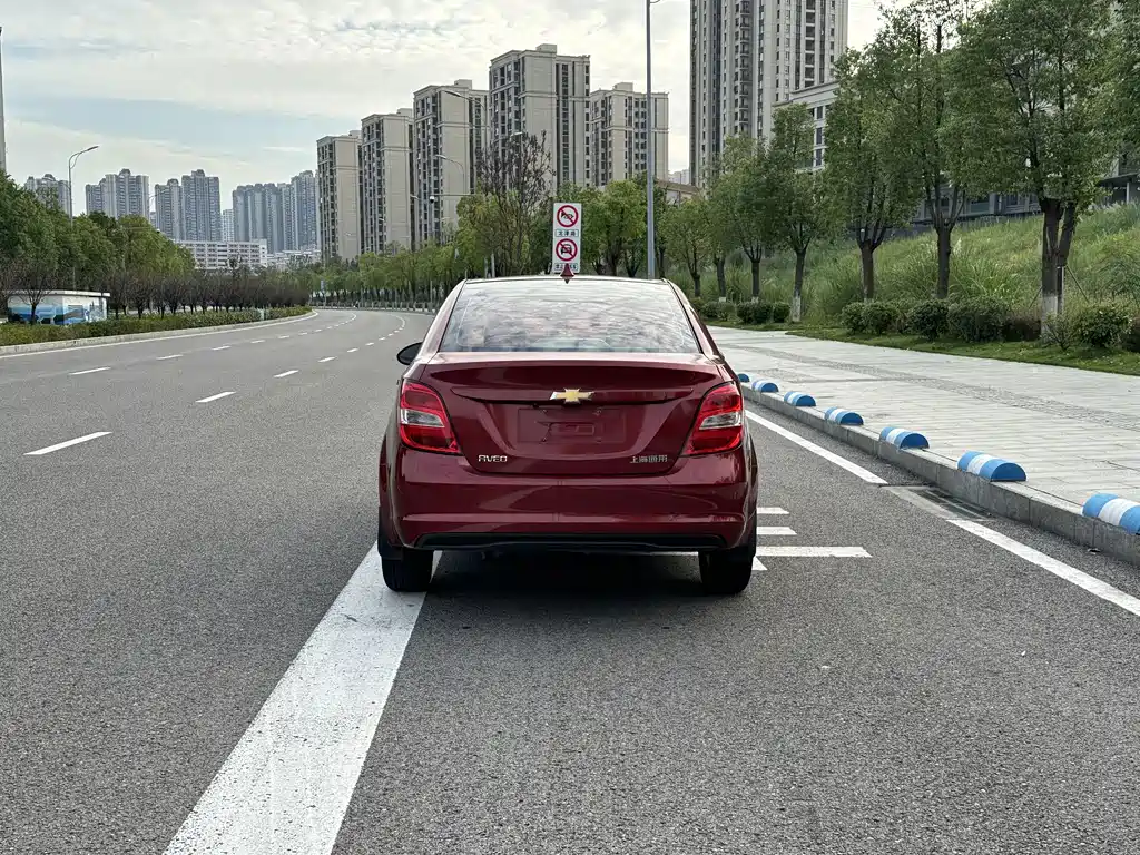 Chevrolet Aveo — миниатюра 5