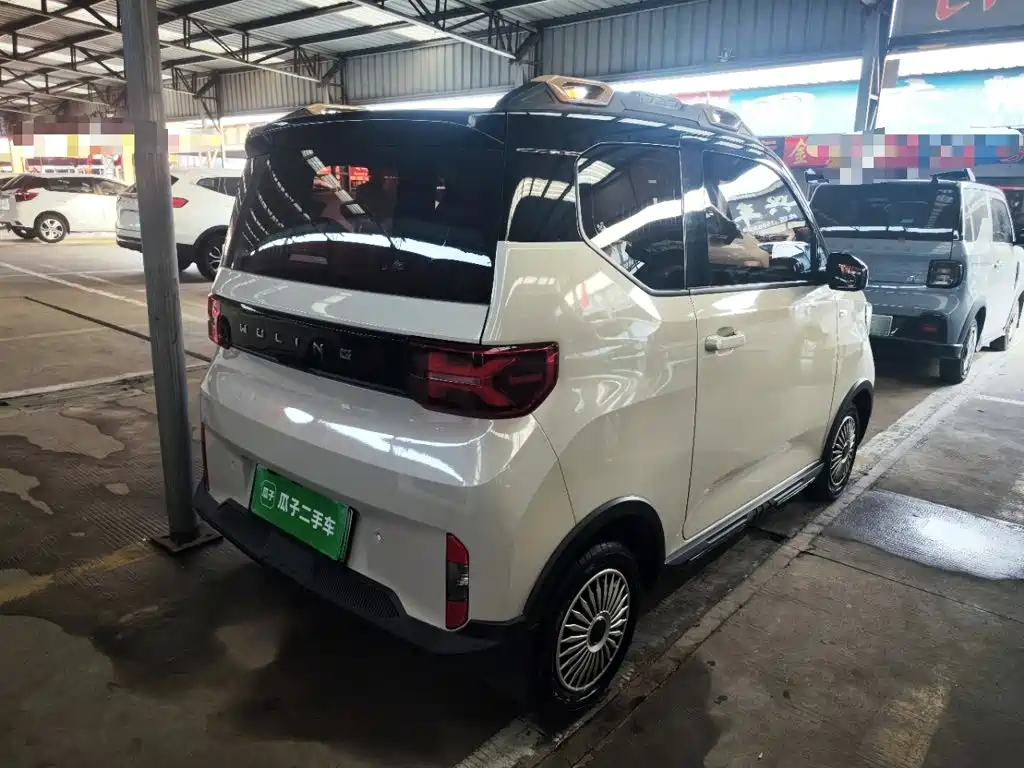 Wuling MINIEV — миниатюра 7