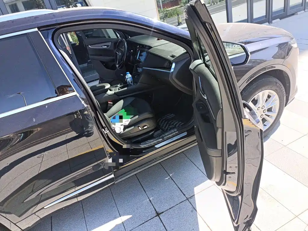 Cadillac XT6 — миниатюра 20