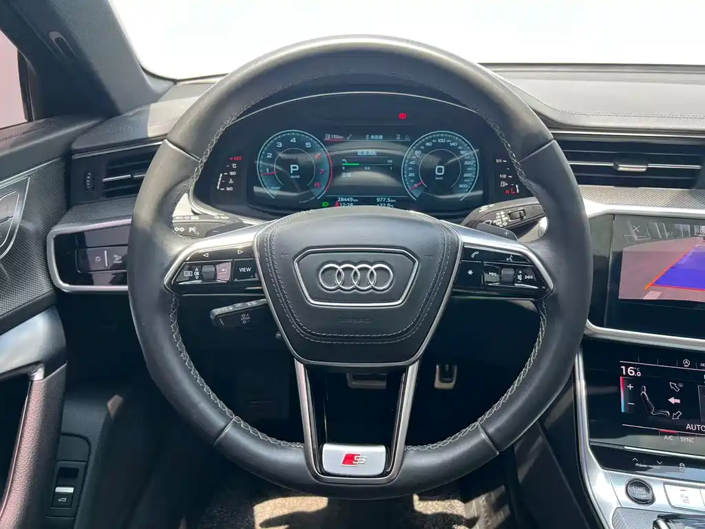 Audi A6L 2024 40 TFSI Luxury