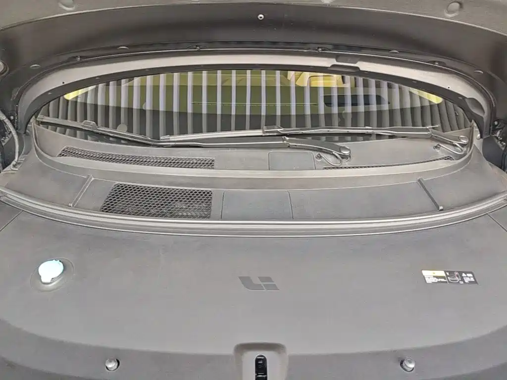 Li Auto Li i8 — миниатюра 20