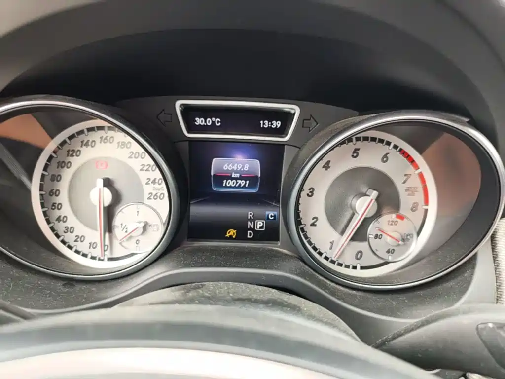 Mercedes-Benz GLA — миниатюра 17