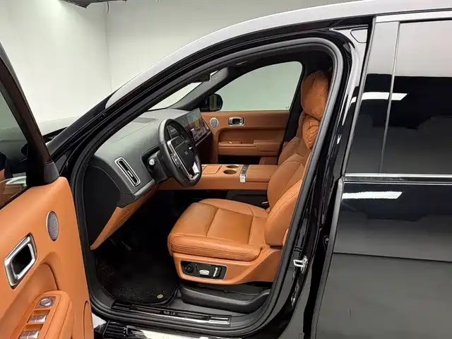 Li Auto Li L8 — миниатюра 11