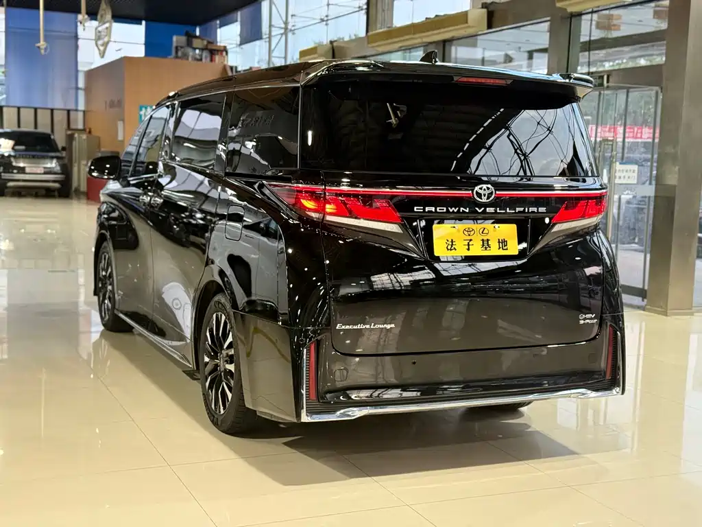 Toyota Vellfire — миниатюра 23