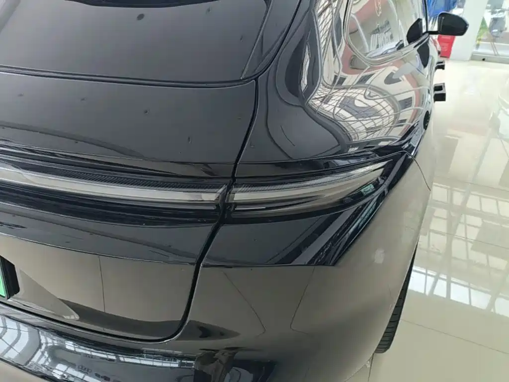 NIO ET5T — миниатюра 8