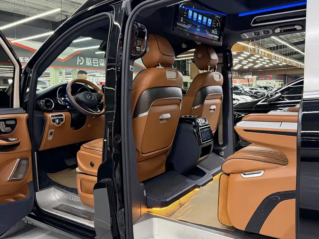Mercedes-Benz V-Class — миниатюра 6