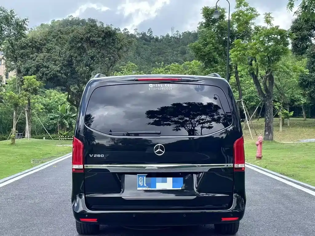 Mercedes-Benz V-Class — миниатюра 8