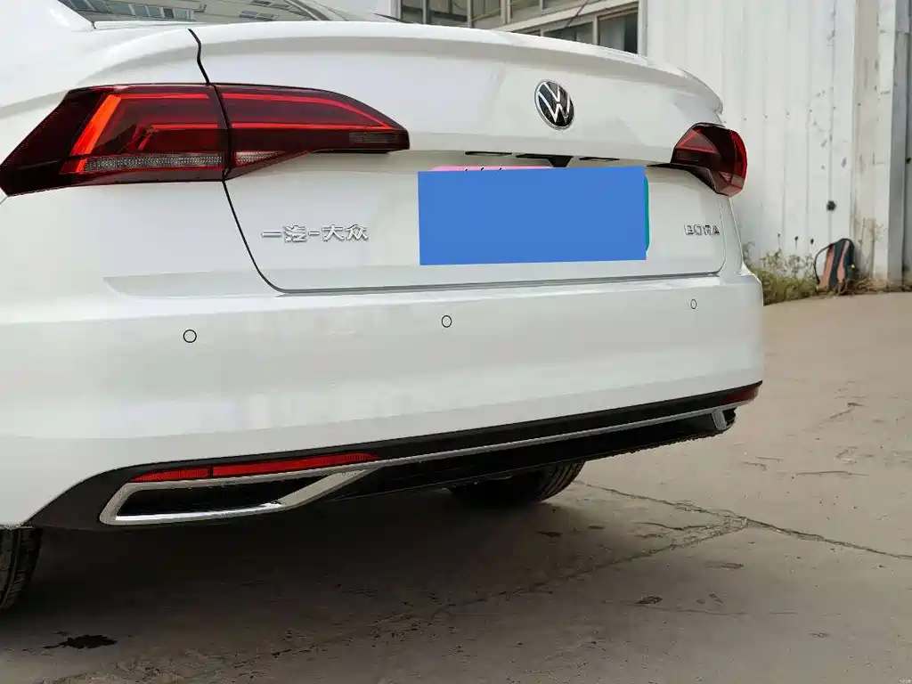 Volkswagen Bora — миниатюра 2