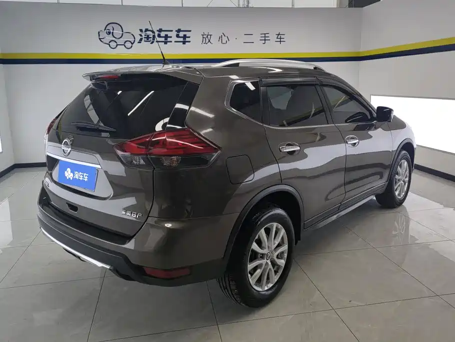 Nissan X-Trail — миниатюра 3