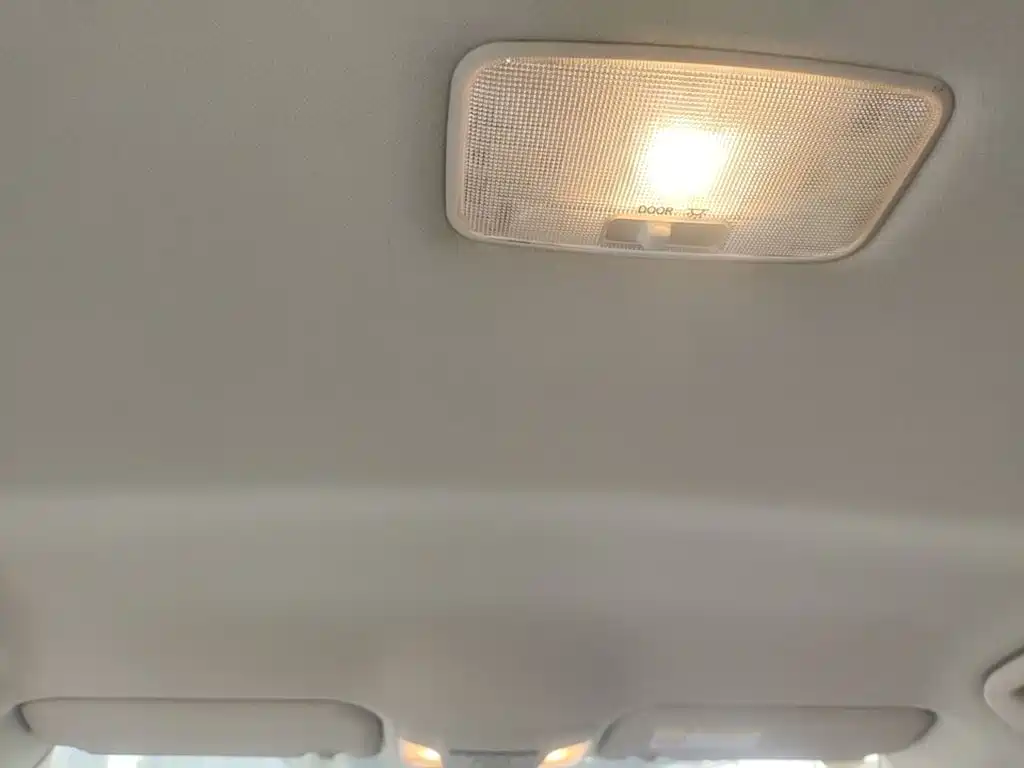 Toyota Corolla — миниатюра 18
