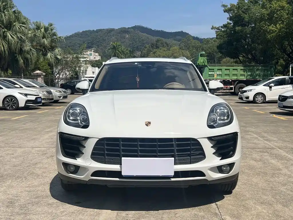 Porsche Macan — миниатюра 2