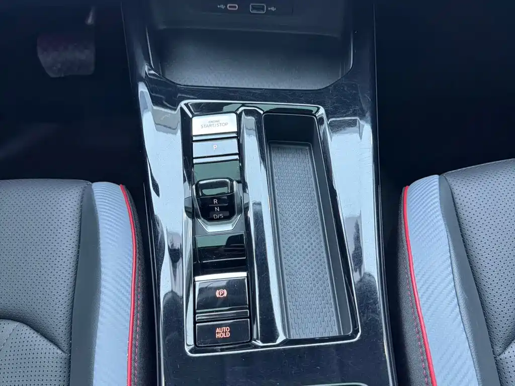 Volkswagen Lamando — миниатюра 10